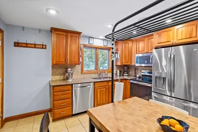 172 Boylston St, Shrewsbury, MA 01545 - Photo 9