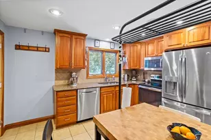 172 Boylston St, Shrewsbury, MA 01545 - Photo 9