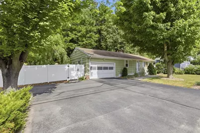 172 Boylston St, Shrewsbury, MA 01545 - Photo 1