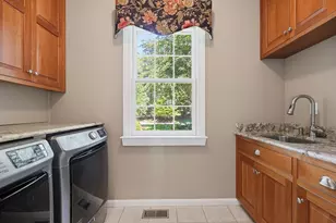 64 Deerview Way, Franklin, MA 02038 - Photo 17