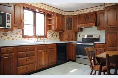 112 Blaine Ave, East Brookfield, MA 01515 - Photo 7