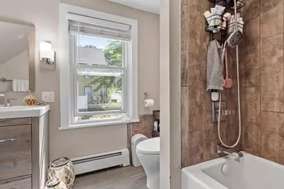 9 Cross St, Fitchburg, MA 01420 - Photo 15