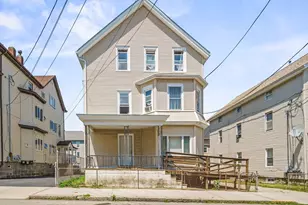 82 Snell St, Fall River, MA 02721 - Photo 13