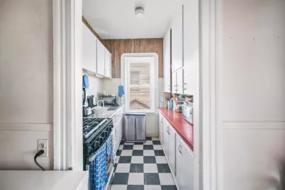 82 Snell St, Fall River, MA 02721 - Photo 7