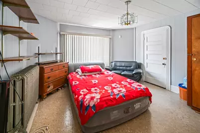 82 Snell St, Fall River, MA 02721 - Photo 5