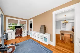 10 Essex St, Amesbury, MA 01913 - Photo 13