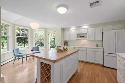 7 Minuteman Rd, Acton, MA 01720 - Photo 5