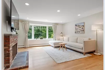 7 Minuteman Rd, Acton, MA 01720 - Photo 9