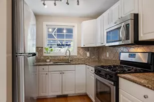 487 Wentworth Ave, Lowell, MA 01852 - Photo 7