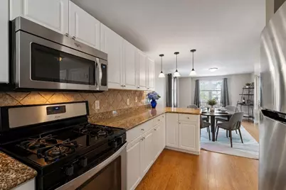 487 Wentworth Ave, Lowell, MA 01852 - Photo 9