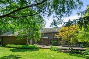 75 Hammond Pond Pkwy, Brookline, MA 02467 - Photo 27