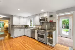 75 Hammond Pond Pkwy, Brookline, MA 02467 - Photo 15