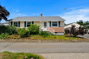 14 Overlook St, Newburyport, MA 01950 - Photo 3