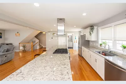 18 Craftsman Ct #16, Grafton, MA 01560 - Photo 9