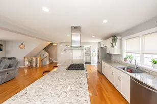18 Craftsman Ct, Grafton, MA 01560 - Photo 9