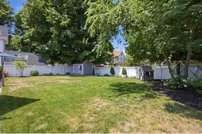 33 Bryant St, Wakefield, MA 01880 - Photo 29