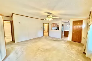 22 Sunnydale Cir, Brimfield, MA 01010 - Photo 5