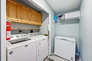 39 Celebration Cir, Chicopee, MA 01020 - Photo 21