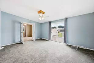 39 Celebration Cir, Chicopee, MA 01020 - Photo 9