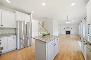 14 Autumn Ridge Dr, Hopkinton, MA 01748 - Photo 11