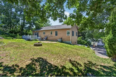 65 Phaeton Rock Rd, Lynn, MA 01904 - Photo 33