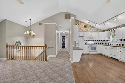 65 Phaeton Rock Rd, Lynn, MA 01904 - Photo 7