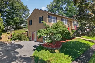 65 Phaeton Rock Rd, Lynn, MA 01904 - Photo 3