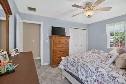 65 Phaeton Rock Rd, Lynn, MA 01904 - Photo 17