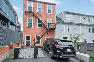 48 Walker St, Boston, MA 02129 - Photo 13