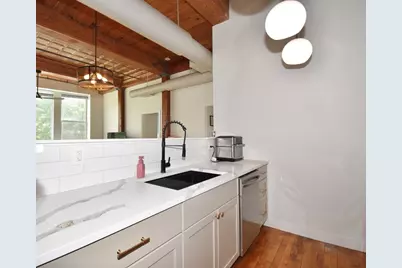 385 Worthington Street #2F, Springfield, MA 01103 - Photo 3