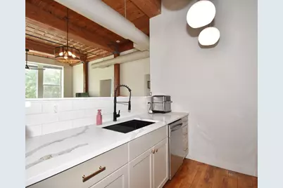 385 Worthington Street #2F, Springfield, MA 01103 - Photo 3