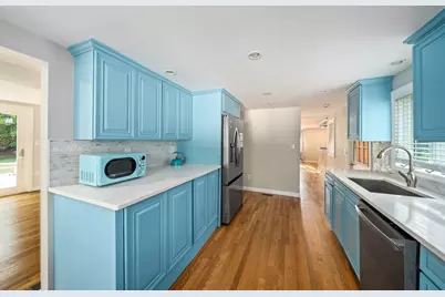 373 E. Water, Rockland, MA 02370 - Photo 5