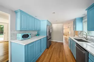 373 E Water, Rockland, MA 02370 - Photo 5