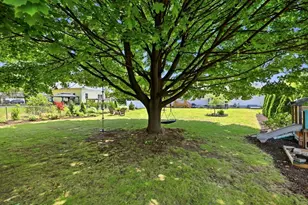 126 Edward St, Chicopee, MA 01020 - Photo 35