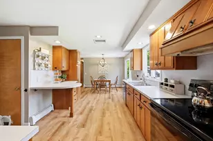 126 Edward St, Chicopee, MA 01020 - Photo 5