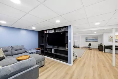 126 Edward St, Chicopee, MA 01020 - Photo 27
