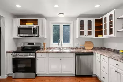 63 Conlyn Ave, Franklin, MA 02038 - Photo 7