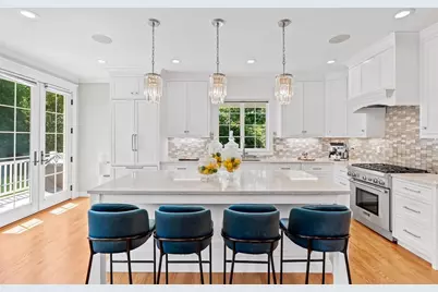 5 Crest Rd, Wayland, MA 01778 - Photo 5