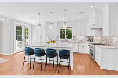 5 Crest Rd, Wayland, MA 01778 - Photo 9