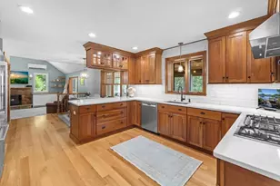 14 Grove St, Kingston, MA 02364 - Photo 7