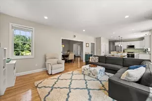 16 Summit Cir, Wrentham, MA 02093 - Photo 13