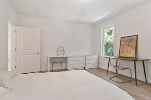 320 Middlesex Ave, Medford, MA 02155 - Photo 9