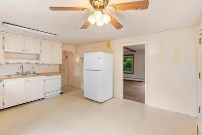 31 Conway St, Worcester, MA 01607 - Photo 15