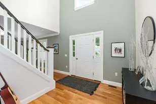 14 Overledge Rd, Manchester by the Sea, MA 01944 - Photo 5