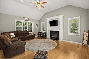 45 White Pines Rd, Bridgewater, MA 02324 - Photo 9