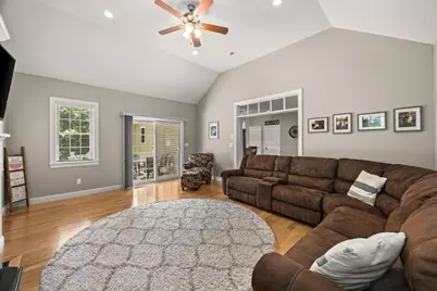 45 White Pines Rd, Bridgewater, MA 02324 - Photo 11