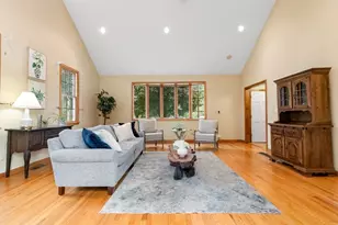 8 Indian Ln, Wakefield, MA 01880 - Photo 21