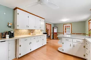 8 Indian Ln, Wakefield, MA 01880 - Photo 17