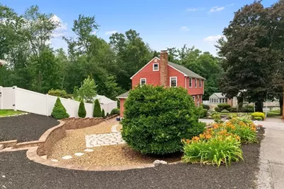 8 Indian Lane, Wakefield, MA 01880 - Photo 5