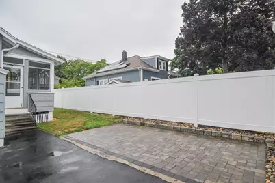 2 Lamb St, Attleboro, MA 02703 - Photo 5